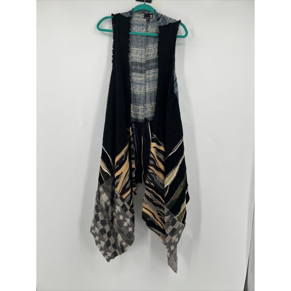 Urban Renewal Recycled Cosby Sweater vest size small / medium MSRP: $79